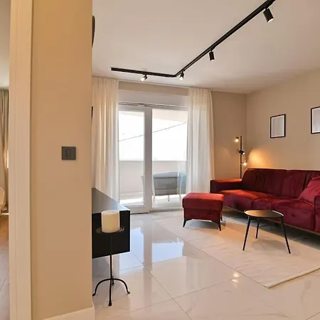 Noir Design Apartmán *