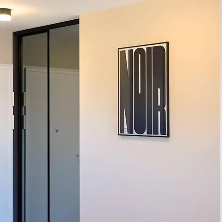 Noir Design *
