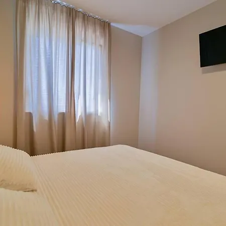 Noir Design * Trogir